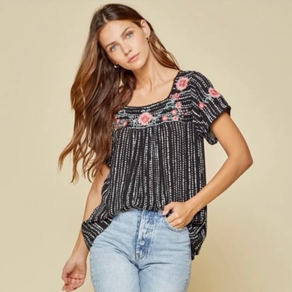Savanna Jane Blair Black Print Embroidered Blouse